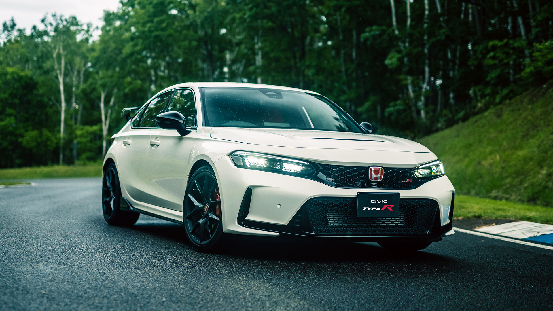 Honda Civic Type R Black Edition Marks End of Current Generation
