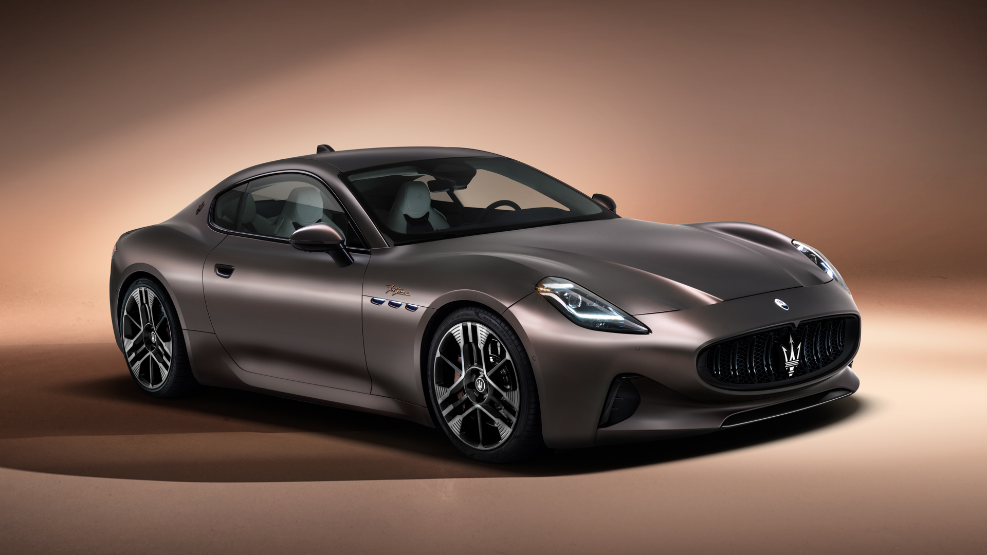 marmeren Welke Zin Stunning 2023 Maserati GranTurismo Arrives With Available 749-HP Electric  Version