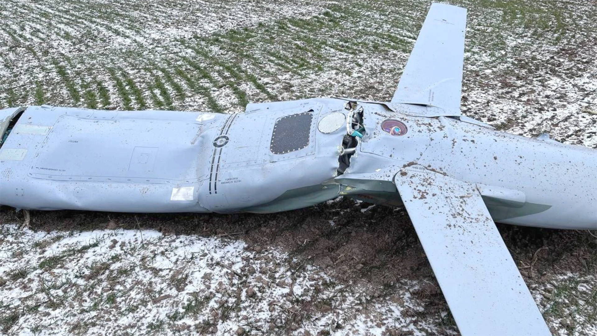 [分享] 烏克蘭攔截到一枚完整的kh101飛彈