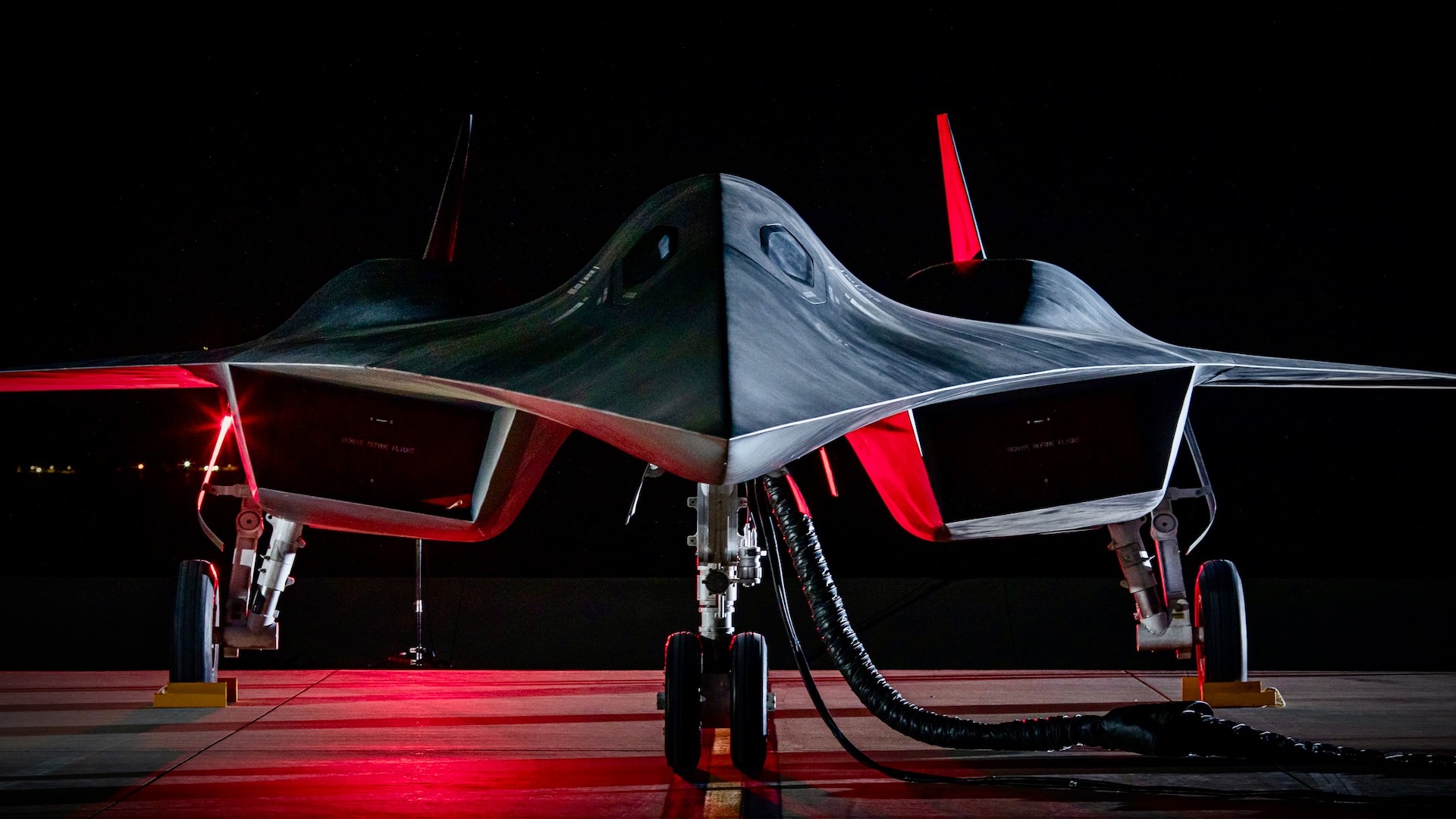 It Took 48 Versions To Get Top Gun: Maverick's DarkStar Plane Right