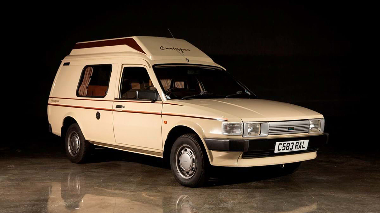 This Austin Maestro Countryman Is a Tiny Camper for a Tiny Price