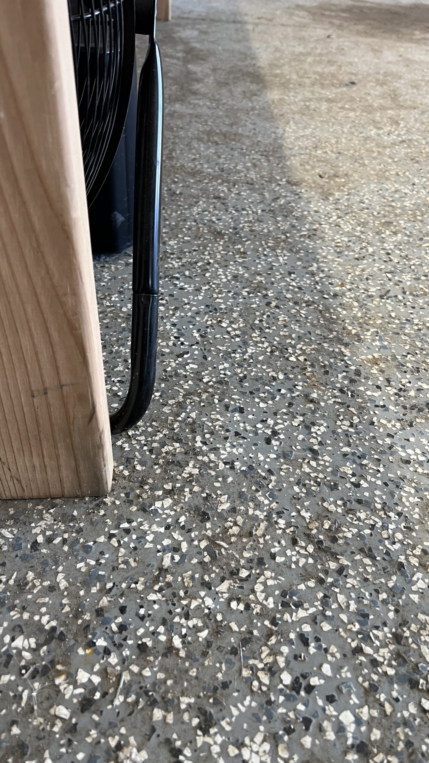 Close up of epoxied garage floor.