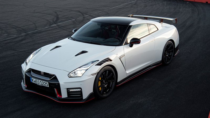 New Nissan GT-R in Development, Might Not Even Be a Hybrid: Report