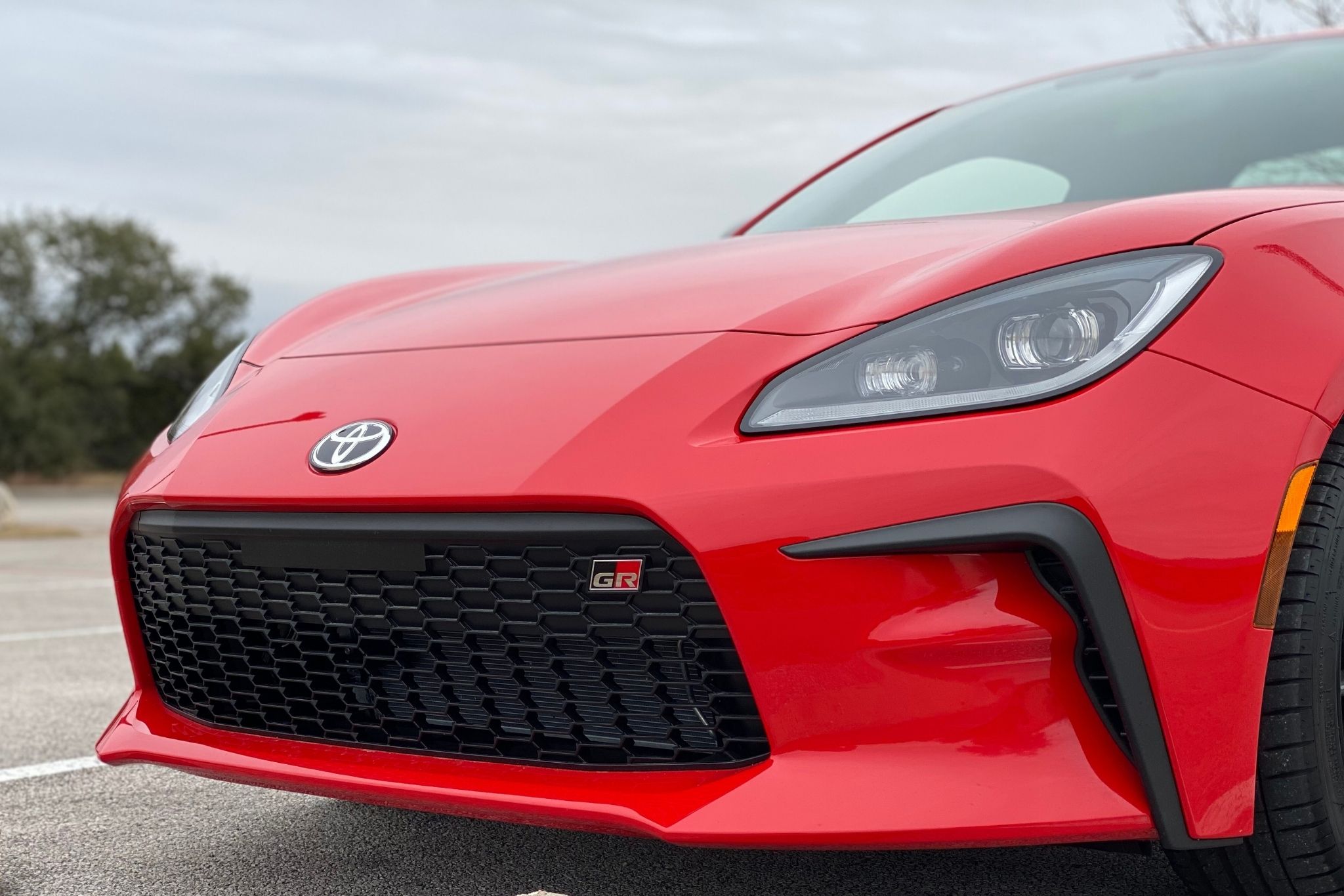 red Toyota GR86 grille