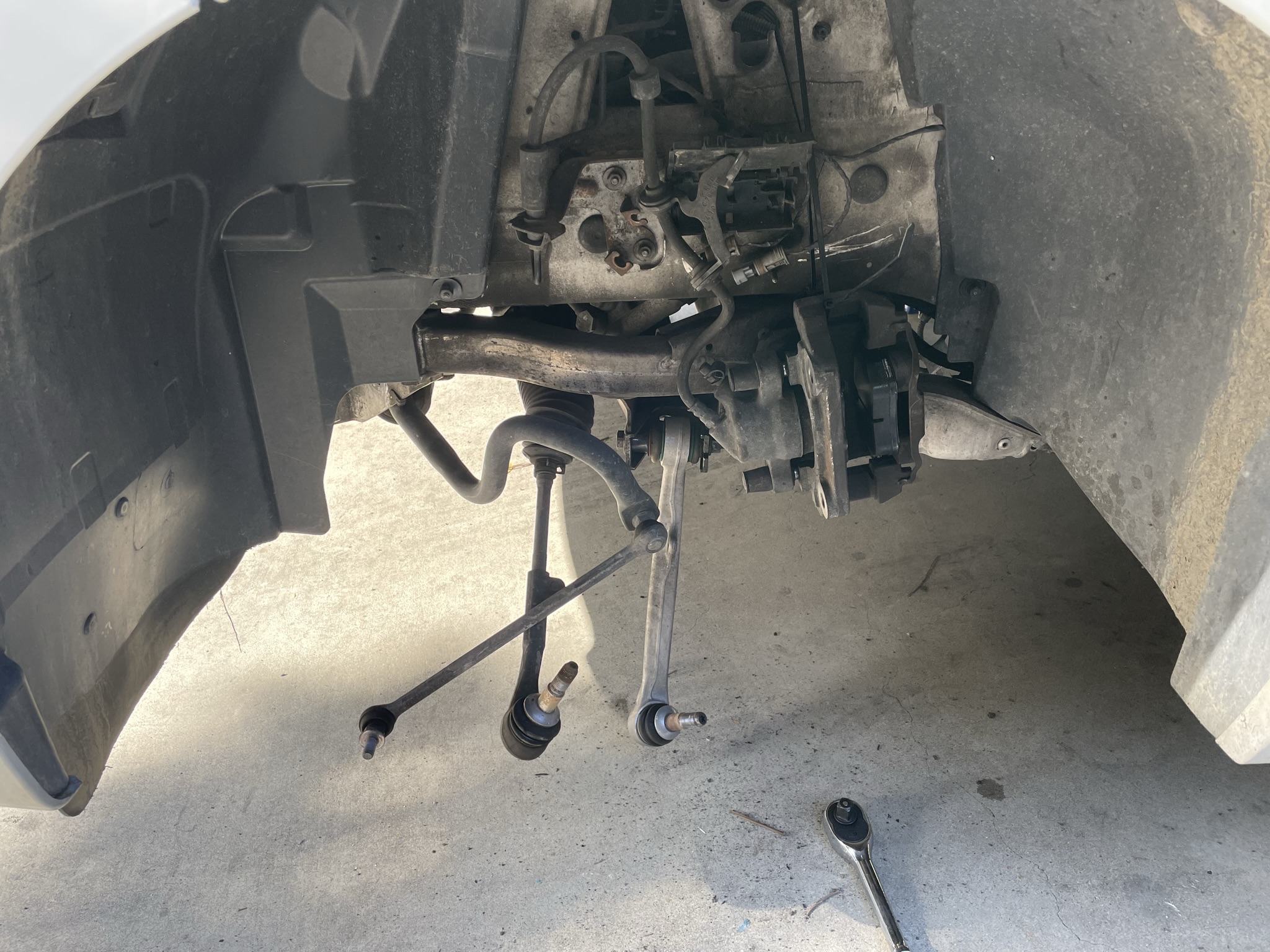 e82 bmw 128i front suspension