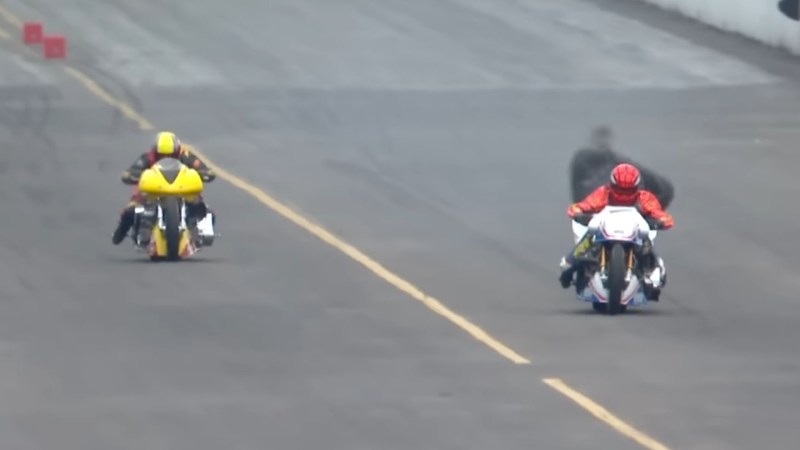 This 268-MPH Quarter-Mile Pass Is the Fastest in Drag Bike History