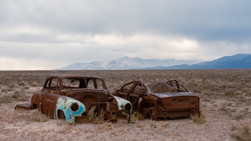 California Man Fined $573K for Fixing Broken Cars in His Yard