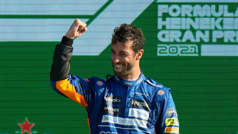 Daniel Ricciardo and Hulu Teaming Up for Scripted F1 TV Show