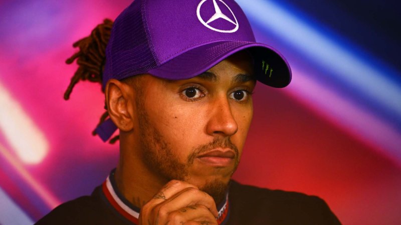 Lewis Hamilton Hits Back At Racial Slur From Nelson Piquet