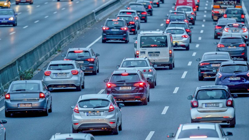 Europe’s 2035 Ban on Gas, Diesel Cars Just Passed a Huge Hurdle