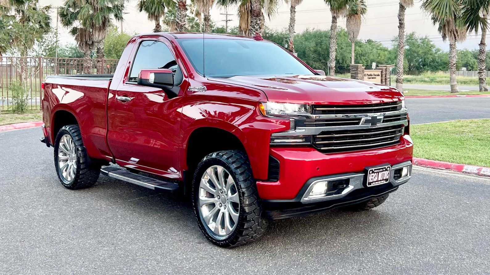 Shop Builds Luxury Single Cab, Short Bed Chevy Silverados Because Gm Won’t