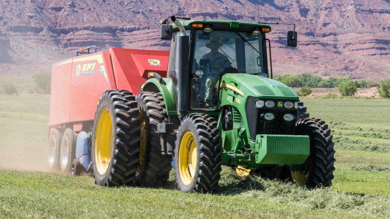 Hacker Gains Access To Tractor Diagnostics With New John Deere Jailbreak