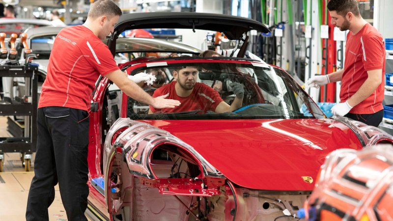 Here We Go Again: VW Stockpiles Windshields Due to Looming Glass Shortage