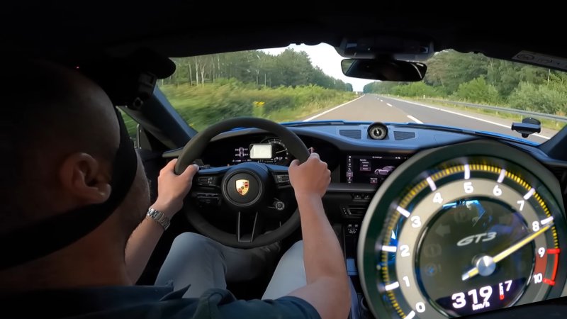 Watch a 2022 Porsche 911 GT3 Hit 198 MPH on the Autobahn