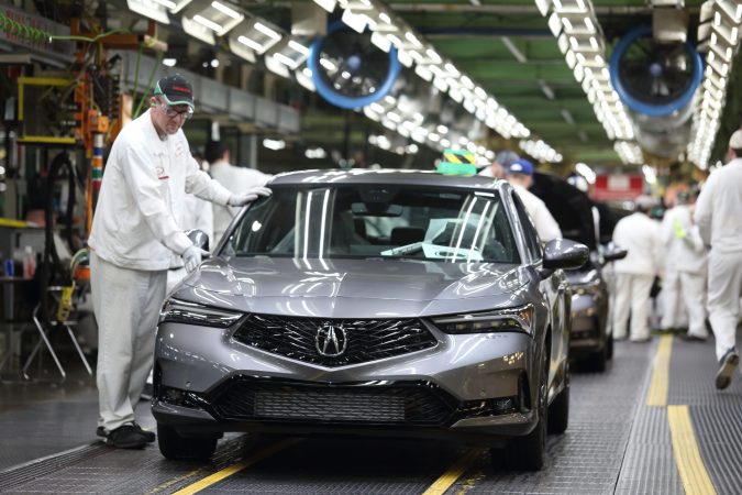 Honda Wants Factory Workers To Pay Back Overpaid Bonuses