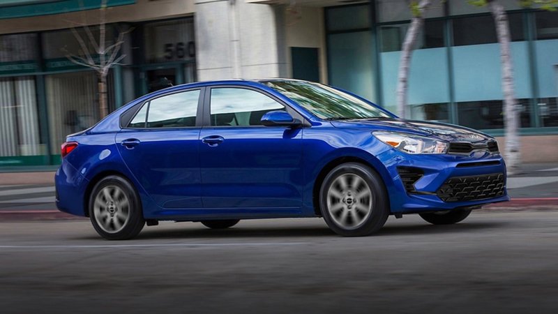 2023 Kia Rio sedan in blue