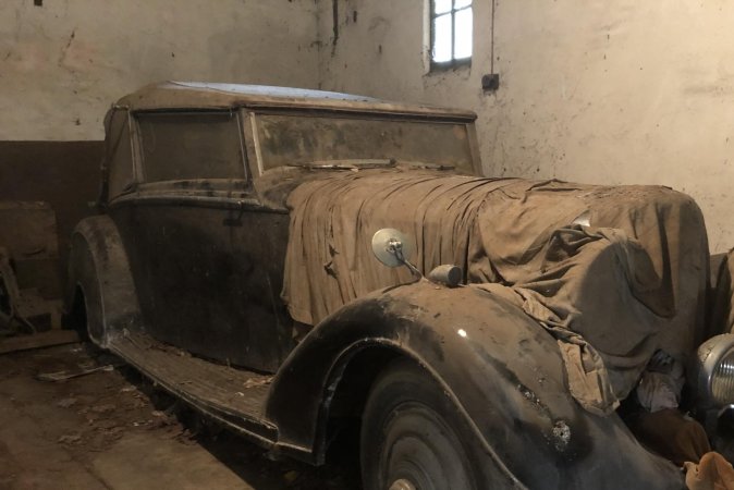 Barn Find 1935 Derby Bentley Sells for $74K After Sitting for 50 Years