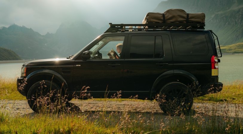 front runner outfitters overland gear Land Rover