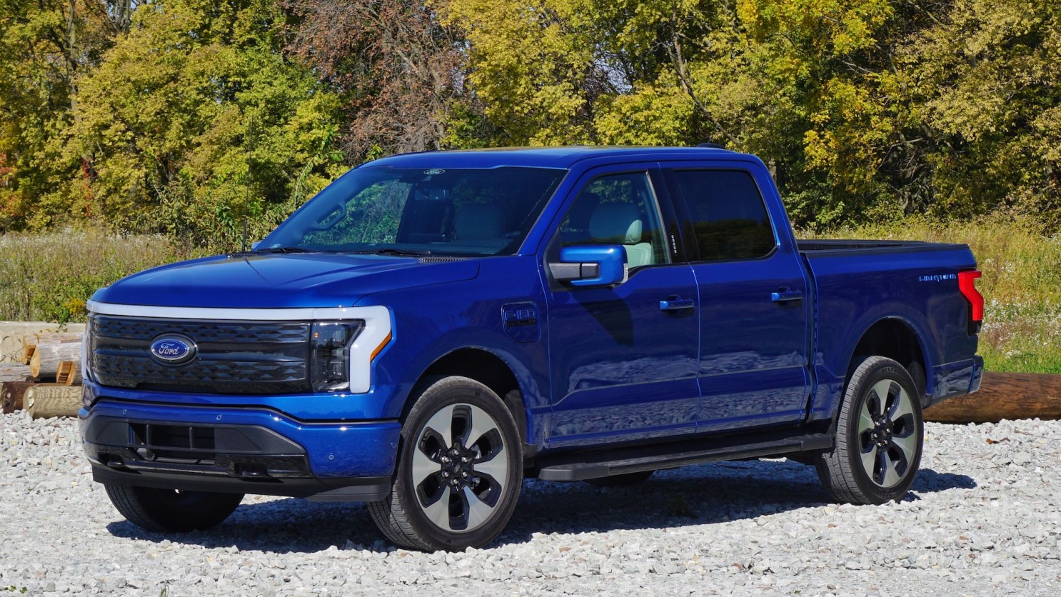 2022 Ford F-150 Lightning Review: A Plug-and-Play EV That Won’t Replace ...