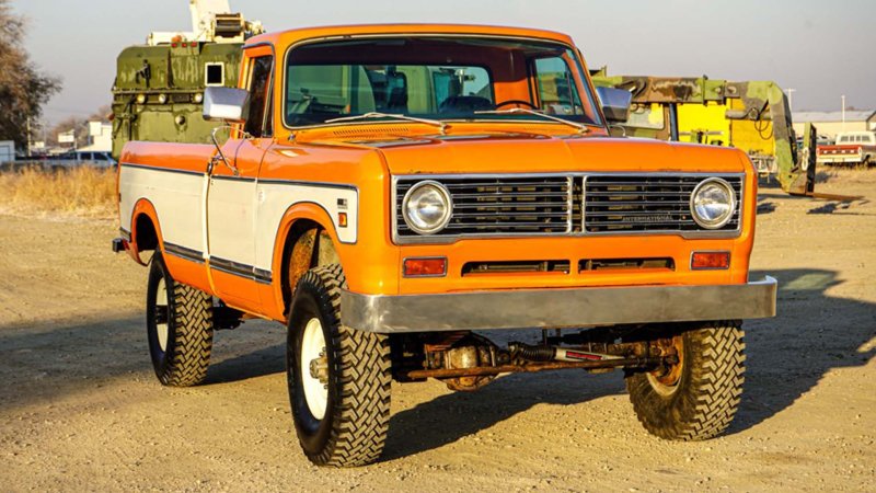 Handsome 1972 International 1210 for Sale Gets Everything Right About Restoration