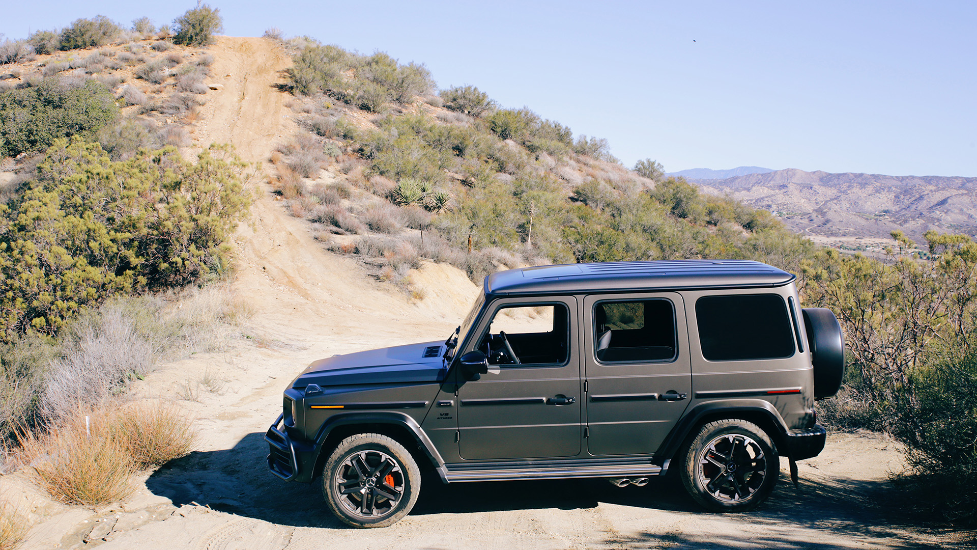 Mercedes-AMG G63 exterior, off-road.