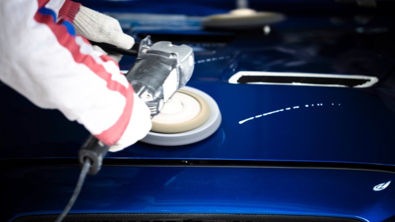 Buffing a car