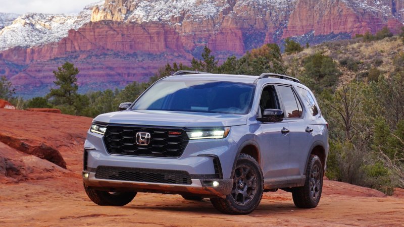 2023 Honda Pilot Trailsport Off-Road Review: More Capable Than It Needs to Be