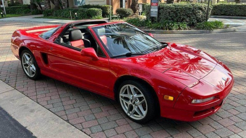 YouTuber Buys 400,000-Mile 1992 Acura NSX, and It Still Looks and Sounds Great