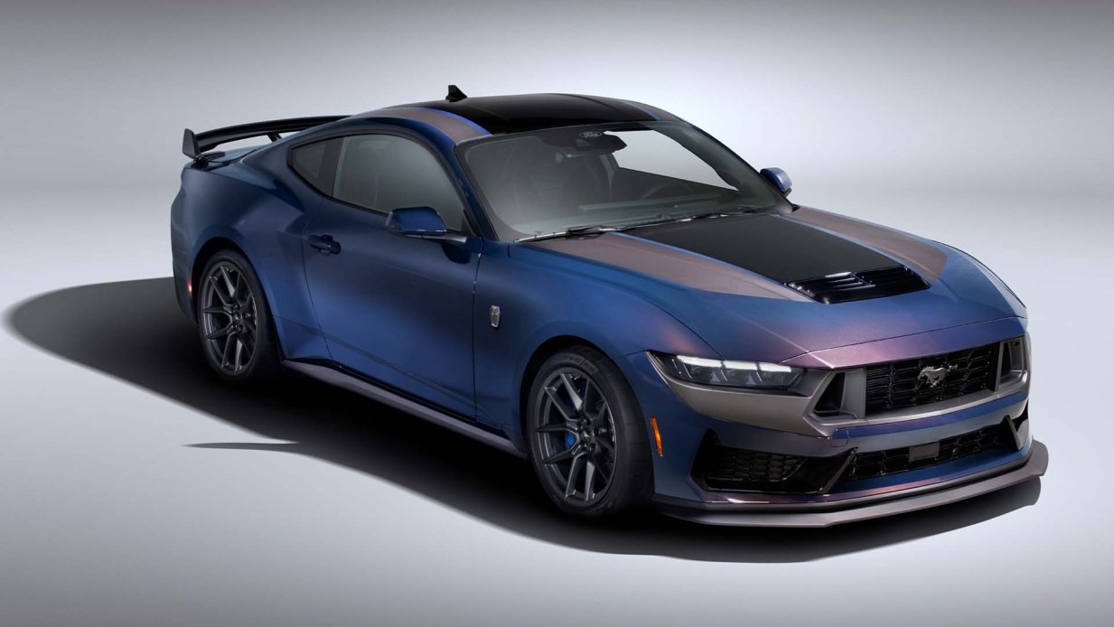 2024 Ford Mustang Dark Horse's Blue Ember Paint Gives Strong ...