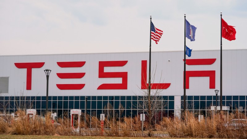 Tesla Workers Reportedly Fired After Trying to Unionize