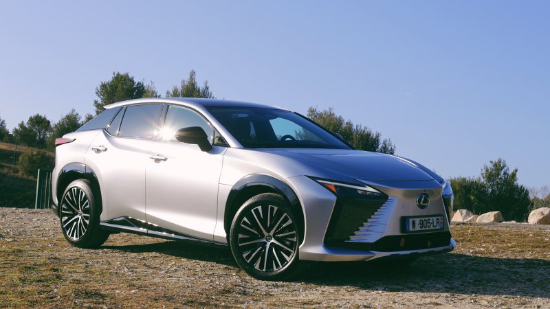 2023 Lexus RZ 450e