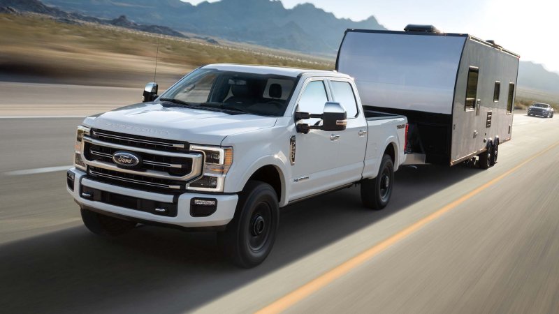 Ford Dealer Sued for Allegedly Sneaking $43,000 Into Super Duty Sale, Forging Signatures