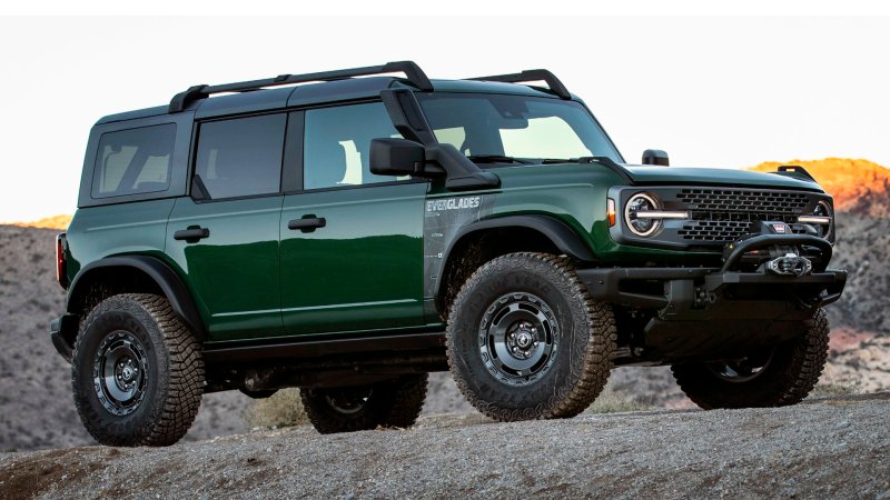 Don’t Panic: Ford Hits Pause On Manual Bronco Production