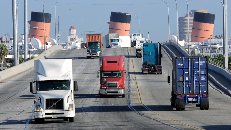 California to Require Half of All Heavy Trucks Sold To Be Electric by 2035