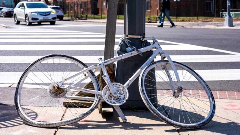 High-Riding SUVs Largely To Blame for Bicycle Crash Deaths: IIHS