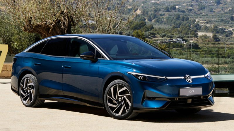 2025 VW ID.7 Electric Sedan Aims for Luxury and 300-Plus Miles of Range