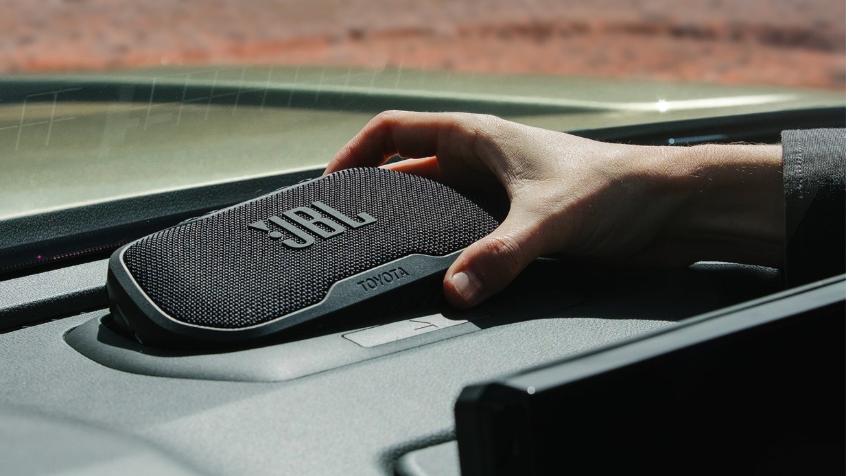 2024 Toyota Tacoma Gets JBL Sound System With Nifty Removable Speaker