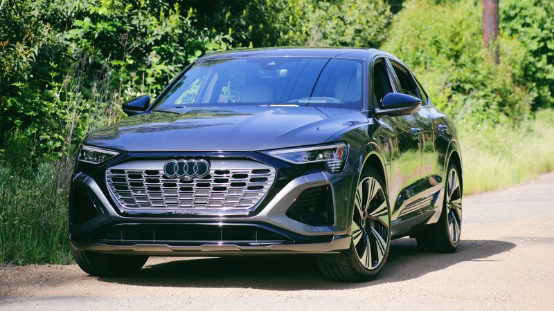 2024 Audi Q8 e-tron Sportback and SUV