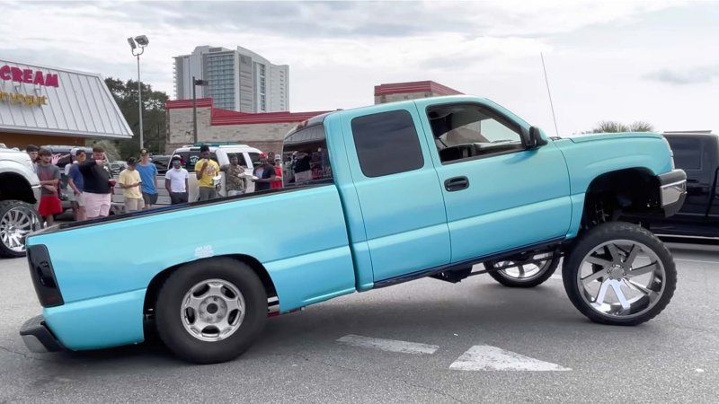 Now South Carolina Has Banned the Notorious ‘Carolina Squat’ Truck Mod