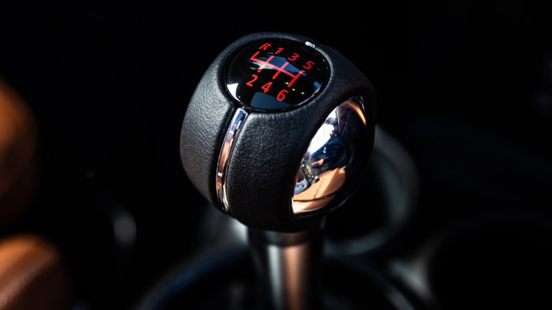 Mini manual shift knob