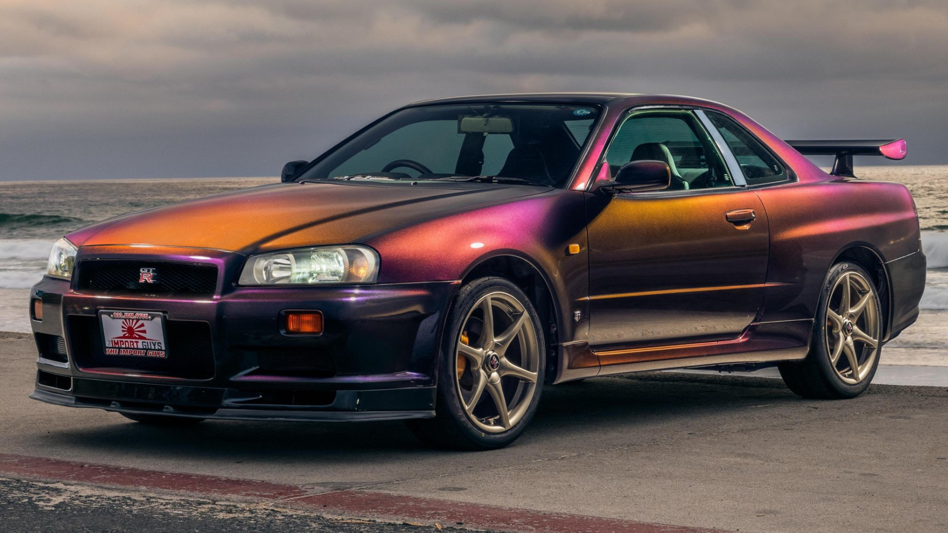 You Can Own an Iconic R34 Nissan Skyline GT-R V-Spec in the US, But It'll  Cost Ya