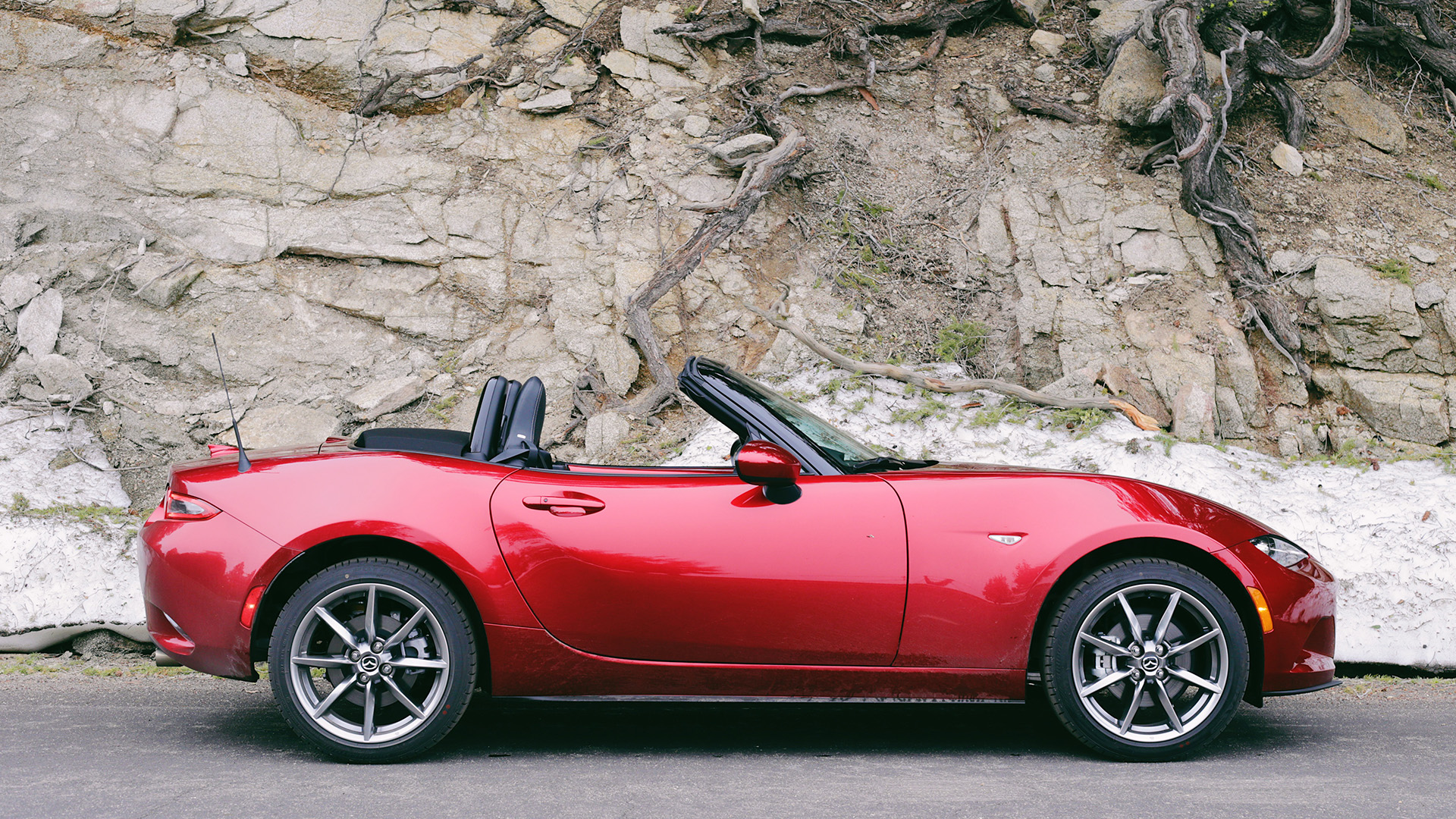 The 2023 Mazda MX-5 Miata Grand Touring