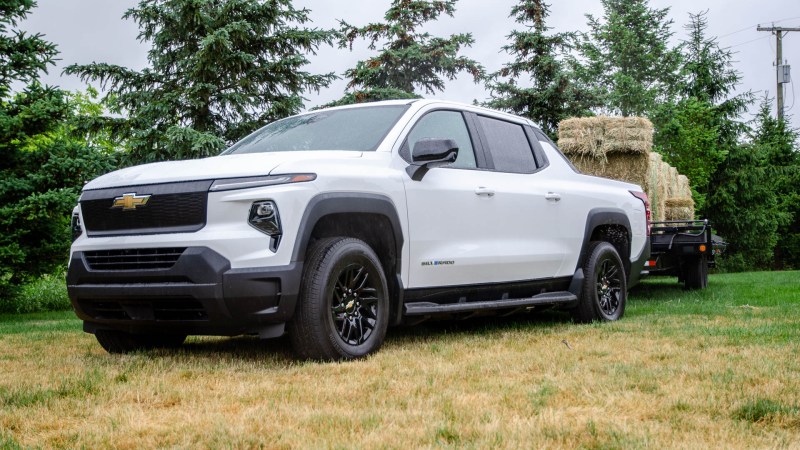 2023 Chevy Tahoe RST Performance Review: Big Ol’ Fella That’s Down to Boogie