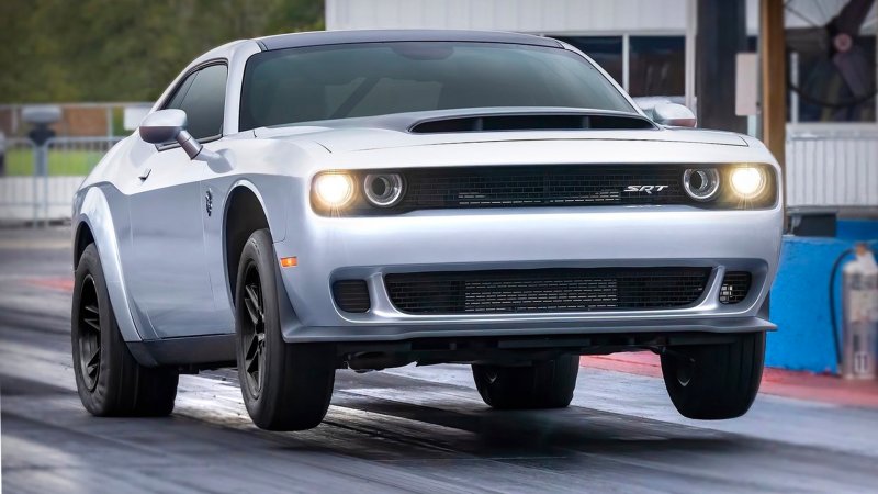 Dodge Dealer Fires Employees Who Screwed Soldier Out of Challenger SRT Demon 170