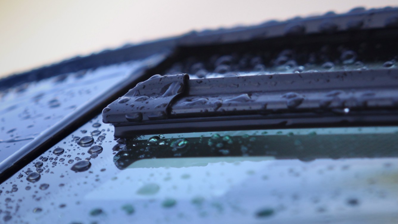 Best Windshield Wipers Review And Buying Guide 8886