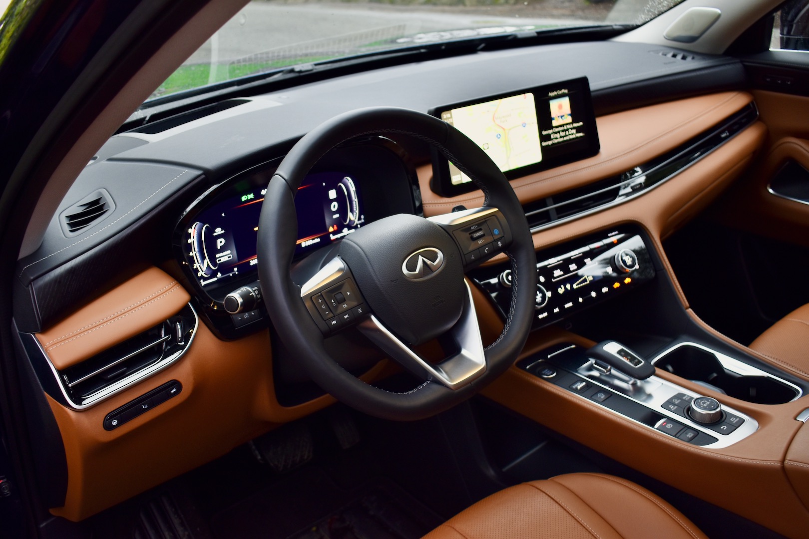 2023 Infiniti QX60 Sensory AWD dashboard