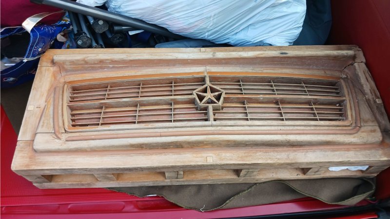 Someone Found an Original Chrysler K-Car Grille Pattern at a Flea Market