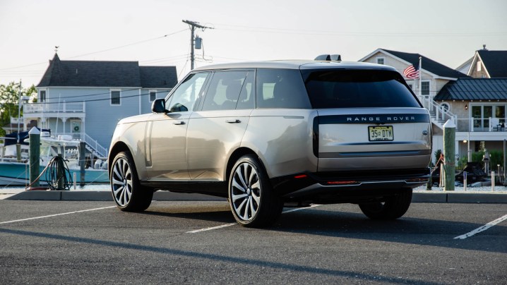 2023 Range Rover Review: For Those Who Are Used to the Front of the Plane