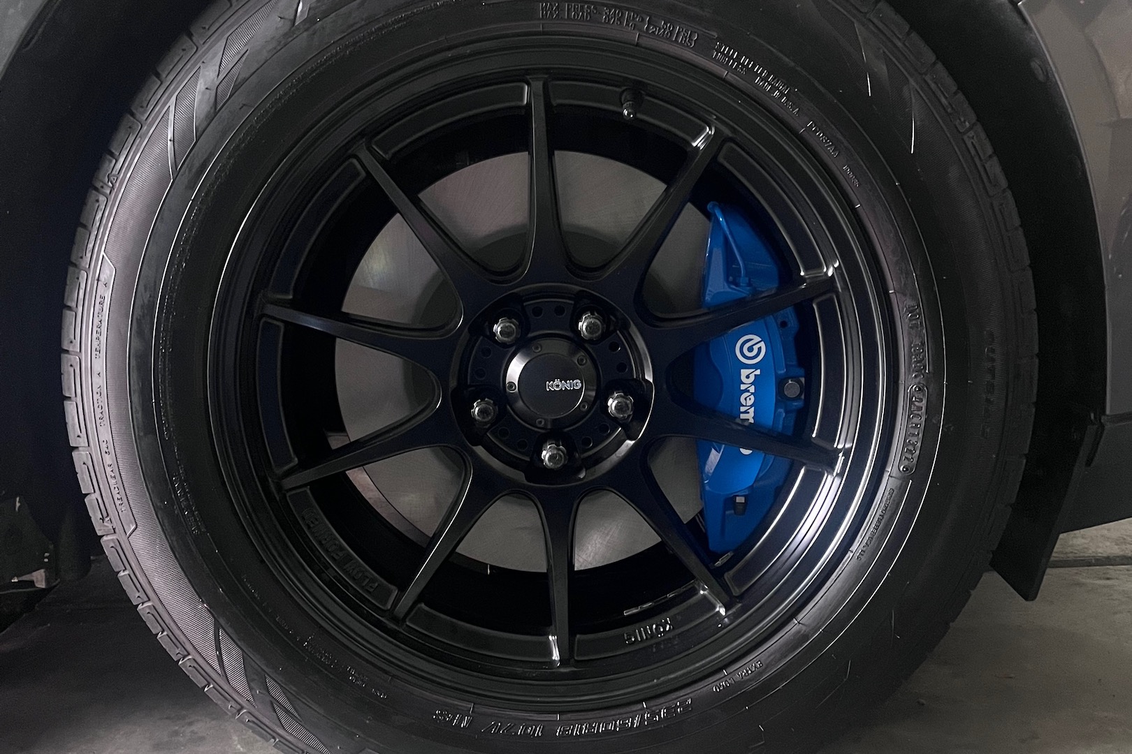 Ford Focus RS Brembo brakes on a Maverick