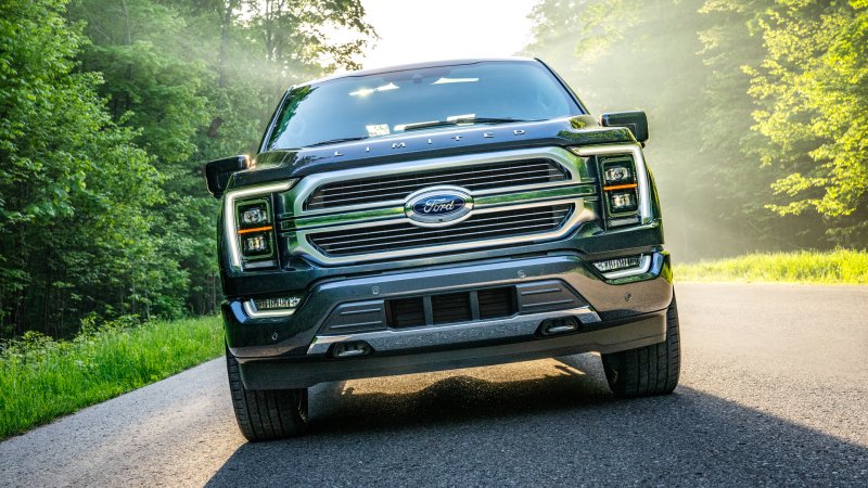 Ford Wants to Offer a Bolt-On Third Axle for the F-150